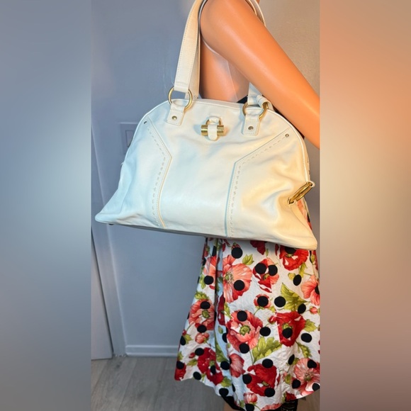 Yves Saint Laurent Handbags - Yves Saint Laurent Black and Gold Interior